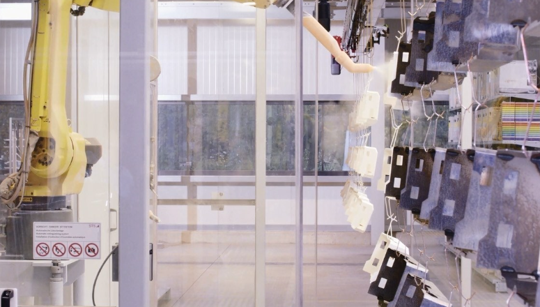 “Customization and Personalization: Unleashing Creativity in Coating and Painting Industries”