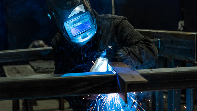 “Metal Fabrication for Renewable Energy: Forging a Greener Future”