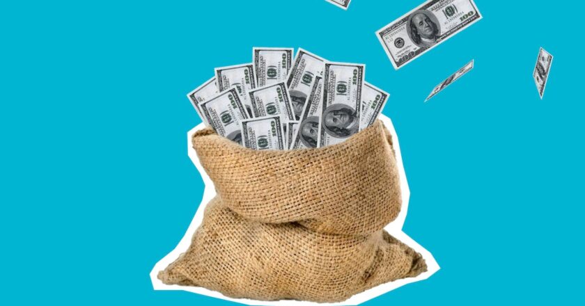 Discover the Hidden Opportunities of Online Income: Insights from Dollars Bag