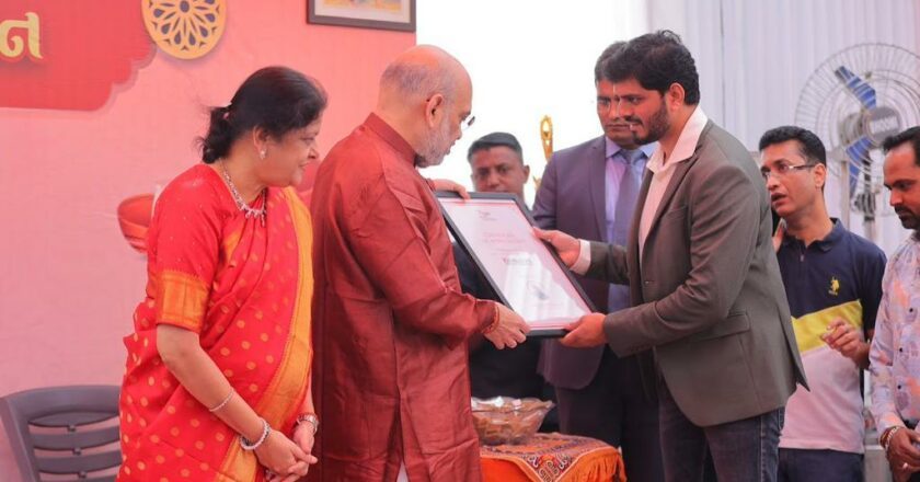 KEYBLOCKS STRATEGY CONSULTING FOUNDER MOHAN BABU MEETS THE HONORABLE MINISTER OF HOME AFFAIRS AMIT SHAH