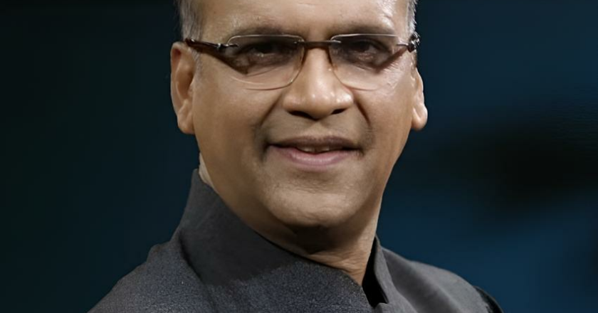 Trade Analyst Komal Nahta supports the film ‘Hero Heeroine’ which has a message for youth