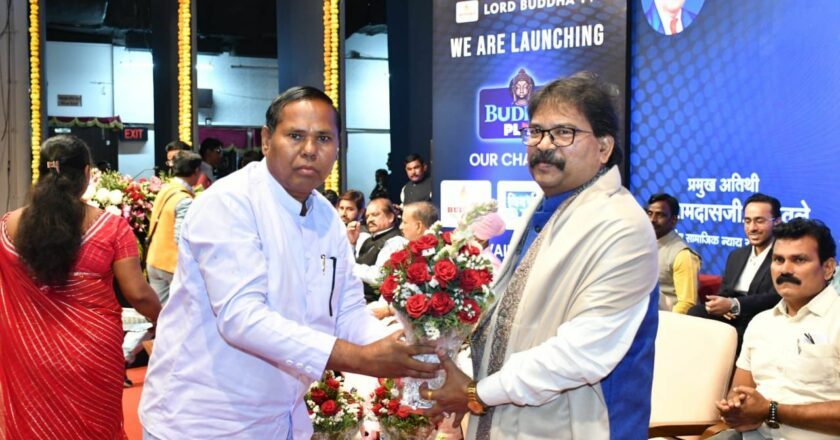 Hon. Prof. Dr. Sunil Baliram Gaikwad Receives Prestigious Muknayak Journalist Award from Lord Buddha TV
