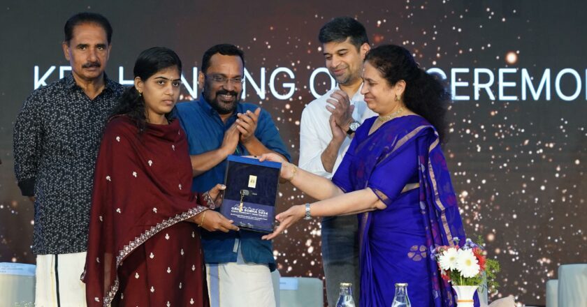 ‘GRIHA SOBHA’ achieves the milestone of handing over first 100 homes for free to women-led underprivileged families, of the promised 1000 homes