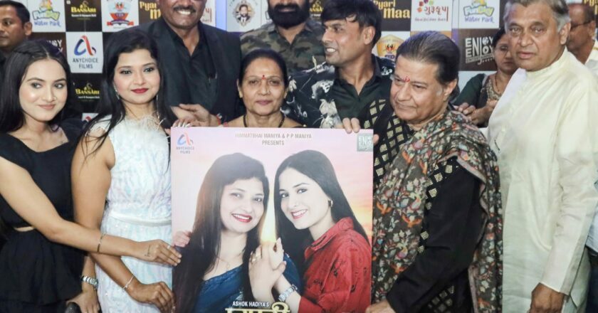 Singer Arun Kumar Nikam’s song “Pyaari Maa,” dedicated to mothers, was launched by Padmashree Anup Jalota