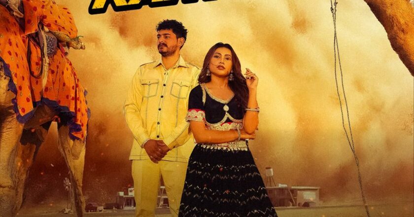 “Pittal Ke Kartoos” is a chart-topping song featuring Samidha in an elegant traditional look.