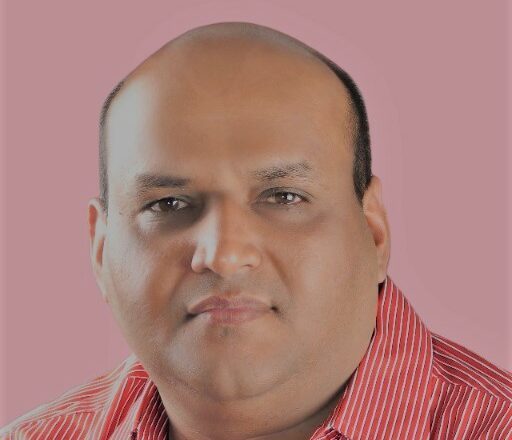 Renowned Astrologer Anand Soni Garners Acclaim for Three-Decade Career