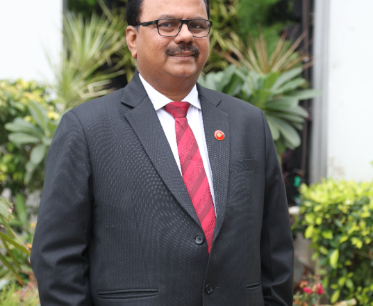 ES Ranganathan Explores Ethanol as a Viable Alternative to Electric Cars in India; Cites Pros, Cons, and Potential