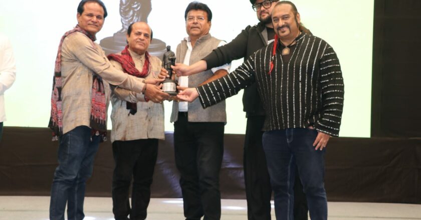Producer Dharmesh Pandit honoured for his Hindi film