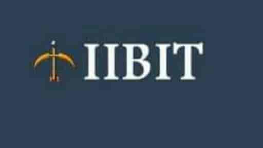 IIBIT: Bridging Banking and Trading Advisory Services