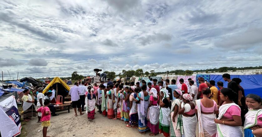 IIFL Foundation Distributes Relief to 1,800 People in Flood Affected Dibrugarh