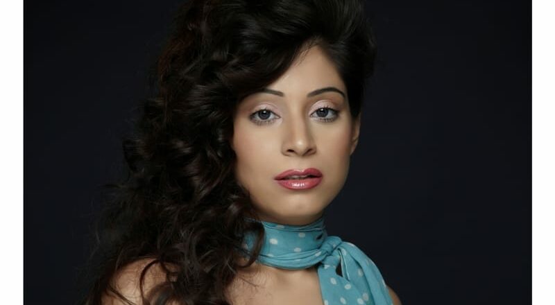 Anjouri: The HR Manager Who Walks the Ramp with Style and Confidence, Upcoming Bollywood Actress