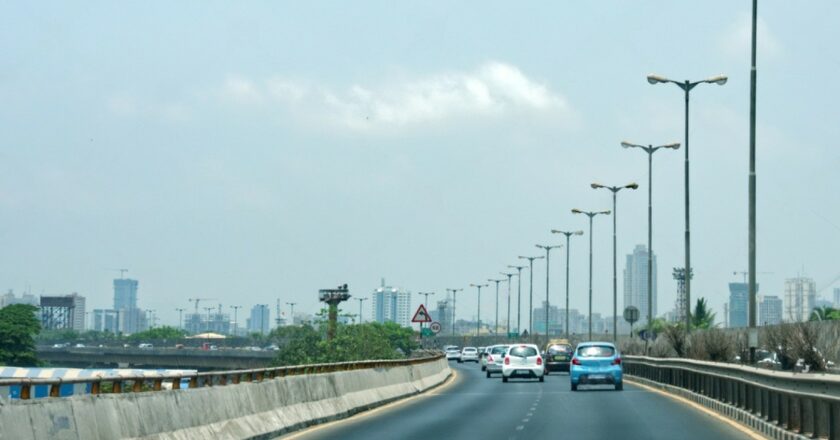 Eastern Suburbs Thrive: JVLR and Thane-Belapur Commercial Expansion Attracts Homebuyers