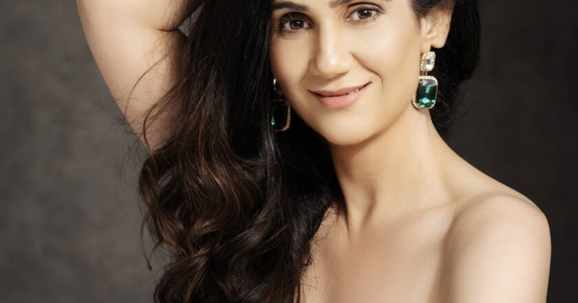 Anita Majoo Proothi – Woman of Fashion , Glamour and Style