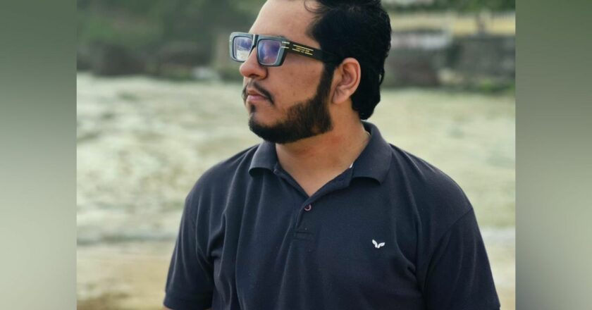 “The Hacker Who Became a Business Tycoon – Mayank Gandhi’s Story”