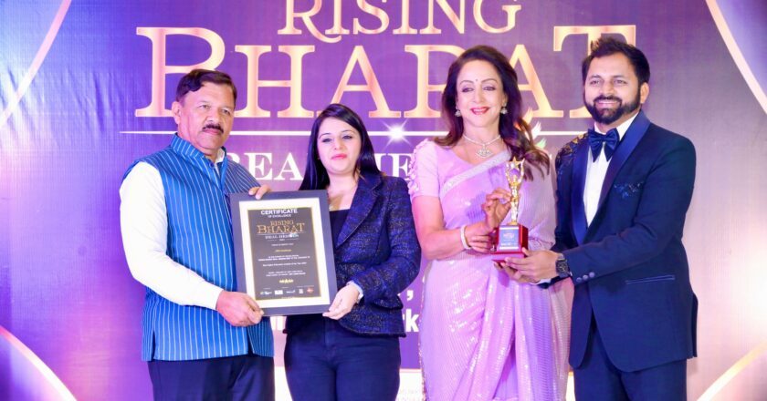 JSK Institute Thane Celebrates a Milestone! Prof Mukesh Gupta & Navishka Gupta receives ‘Excellence in Education Award’ from Legendary Actress Hema Malini!