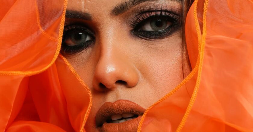 Kajol Solanki: Award-Winning Makeup Artist, Model, and Rising Star Honored with Beauty Celebrity and Dada Saheb Phalke Awards