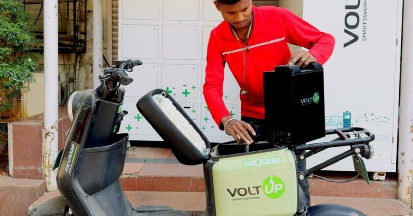 VoltUp and Revamp Moto Partner to transform last-mile mobility; to deploy 40,000 e-2wheelers