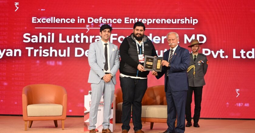 Mr. Sahil Luthra, Founder & MD of Vijayan Trishul Defence Solution, Honored with Excellence in Defence Entrepreneurship Award at ET Now Business Conclave