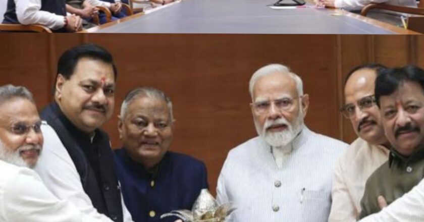 Khatu Shyam Delhi Dham National President Ghanshyam Gupta Zaveri Present Holy Kalash to PM Modi, Honoring Him as a Visionary Prime Minister
