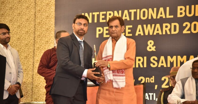 Mumbai Structural Engineer Dr. Er Munir Khan Honored with Prestigious International Buddha Peace Award