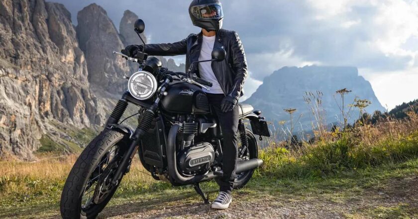 Meet the All-New Brixton Cromwell 1200 | Price in India, Top Speed, Features & Review