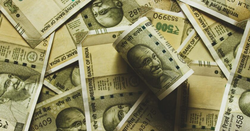 Active Portfolio Monitoring: Dezerv’s Investment Philosophy Redefining Wealth Management