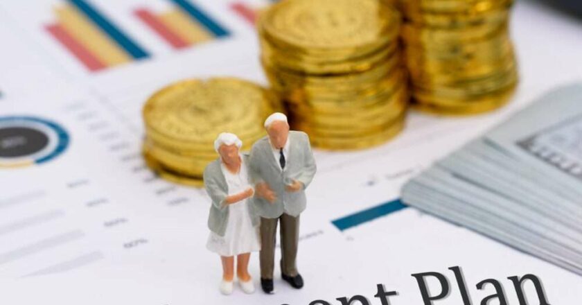 Best Retirement Plans in India That Include Life Insurance Benefits