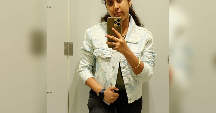 Shakiba Asif: The 15-Year-Old Shayeri Writer from Kolkata Who Is Inspiring a New Wave of Young Poets
