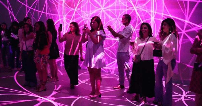 DLF Malls X The Legends Immersive Cinema Hosts a Stunning Debut of Leonardo da Vinci & Vincent Van Gogh’s Immersive Art Showcase