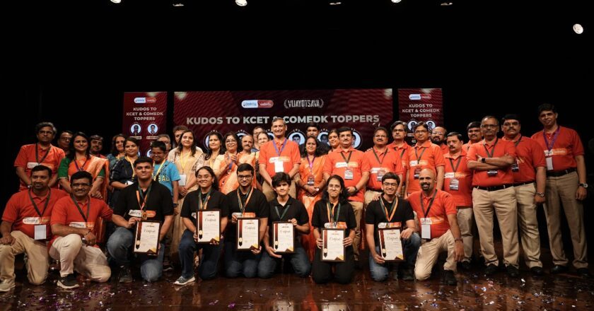 70 Toppers Across Competitive Exams Honoured at Deeksha Vedantu’s Vijayotsava 2025