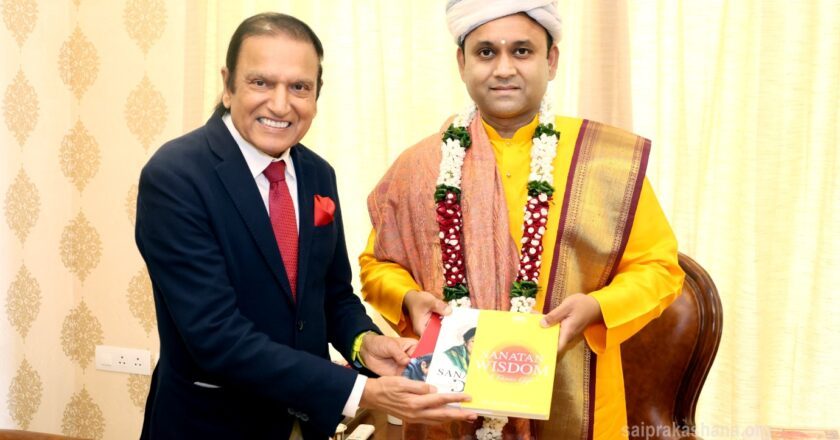 Dr. Dinesh Shahra and Sadguru Shri Madhusudan Sai Engage in Dialogue on Nutrition and Societal Welfare