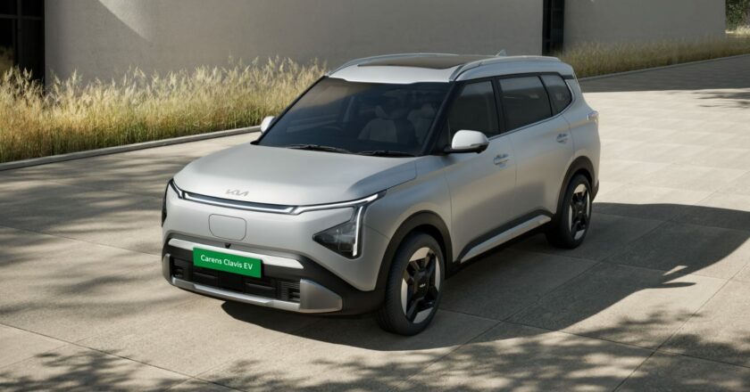Kia Launches its First Made-In-India Electric Vehicle Built for the India that Moves Together – Carens Clavis EV starting at INR 17.99 Lacs