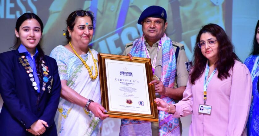 India’s 1st Police Officer Who Has Delivered 1000+ Sessions on Cyber Security – Rajesh Dandotiya