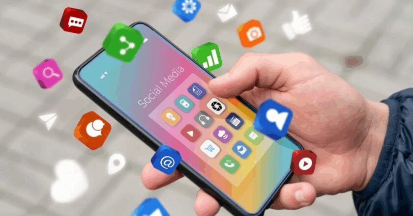 From Communication to Culture: How Mobile Apps Are Shaping India’s Digital Lifestyle in 2025