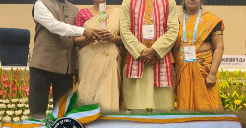 Dr. Amit Kumar Dwivedi Honoured with National Award to Teachers for Outstanding Contribution in Higher Education