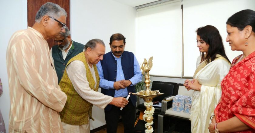 Reviving Ancient Wisdom: IHC Explores Natyashastra in the Context of Indian Knowledge Systems