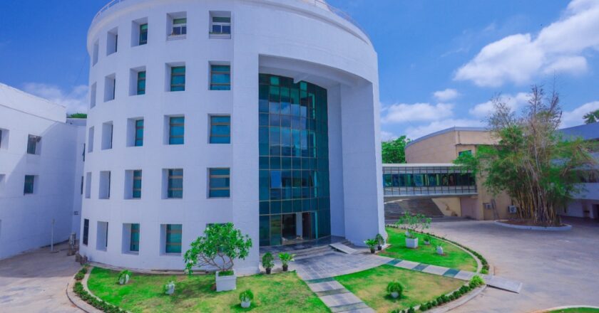 Whistling Woods Intl Partners with Greenlance Energy to Power Filmcity Campus with Solar, Aiming for Net-Zero Transition