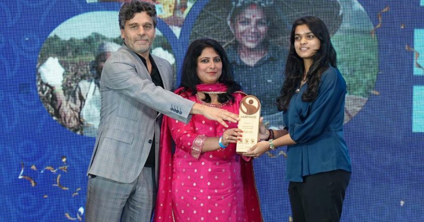 Sixteen-Year-Old Aadya Kanchan Wins Youth Talent Award at 2nd Fairtrade in India Conference