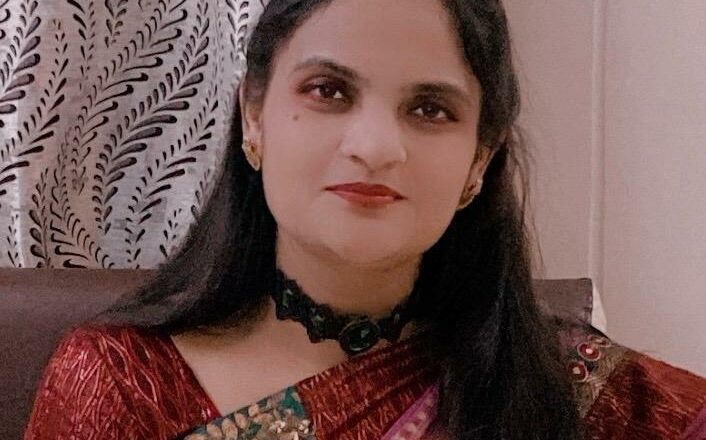 Dr. Vikrant Bhujbalrao Hosts Dr. Monali Wagh on “V Show – Vikrant’s Intellectual Entertainment”