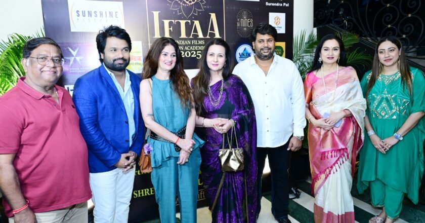 Padmini Kolhapure and Poonam Dhillon launched the Trophy of IFTAA Awards organized by Kushal Suresh Dhuri