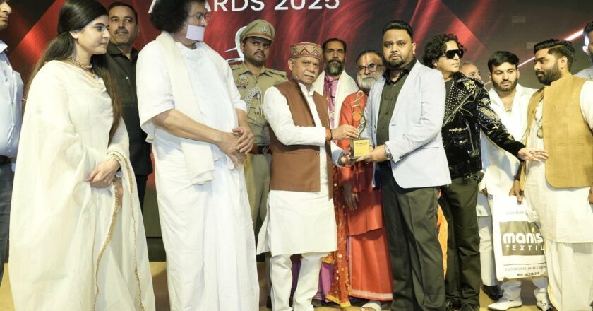 Gurpreet Khetla Honoured at the 3rd FilmGiants Global Awards 2025 in Delhi