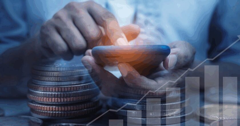 Hybrid mutual fund: Exploring the mix of equity and debt