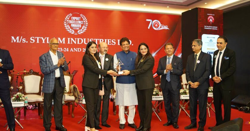 Stylam Industries Limited Wins Export Excellence Award for 2023–24 and 2024–25 at Plexconcil Platinum Jubilee Celebration