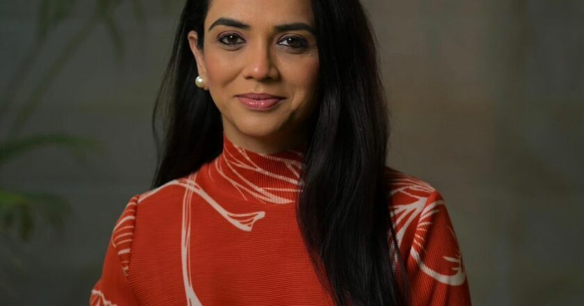 Monalli Jain: Guiding Light in Spiritual Wellbeing and Divination