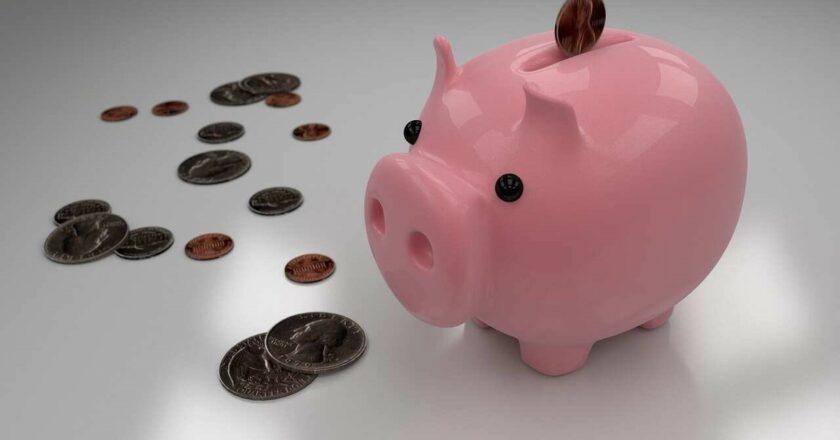 FD Returns Explained: How to Calculate Compounding Interest for Higher Maturity Amounts