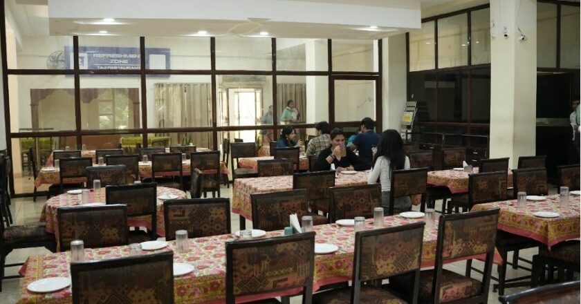 Taj Restaurant: The Unsung Stop Next to the Taj Mahal, the world’s Iconic Wonder