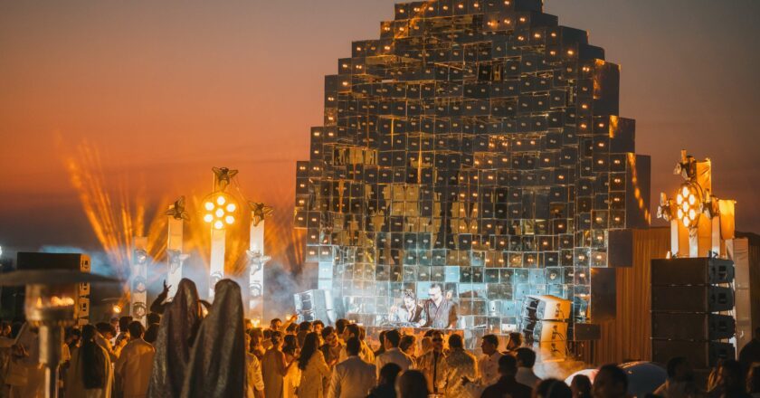 Envelop Designs the 2026-Way for Pre-Weddings